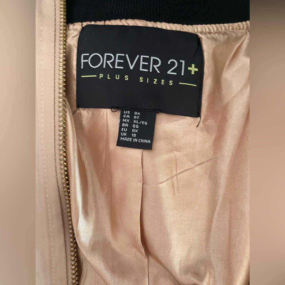 Jacket - Picture 7 of 7